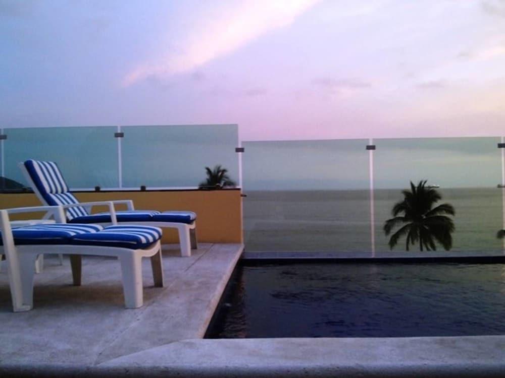 Andressa Mia Apartments Manzanillo Esterno foto